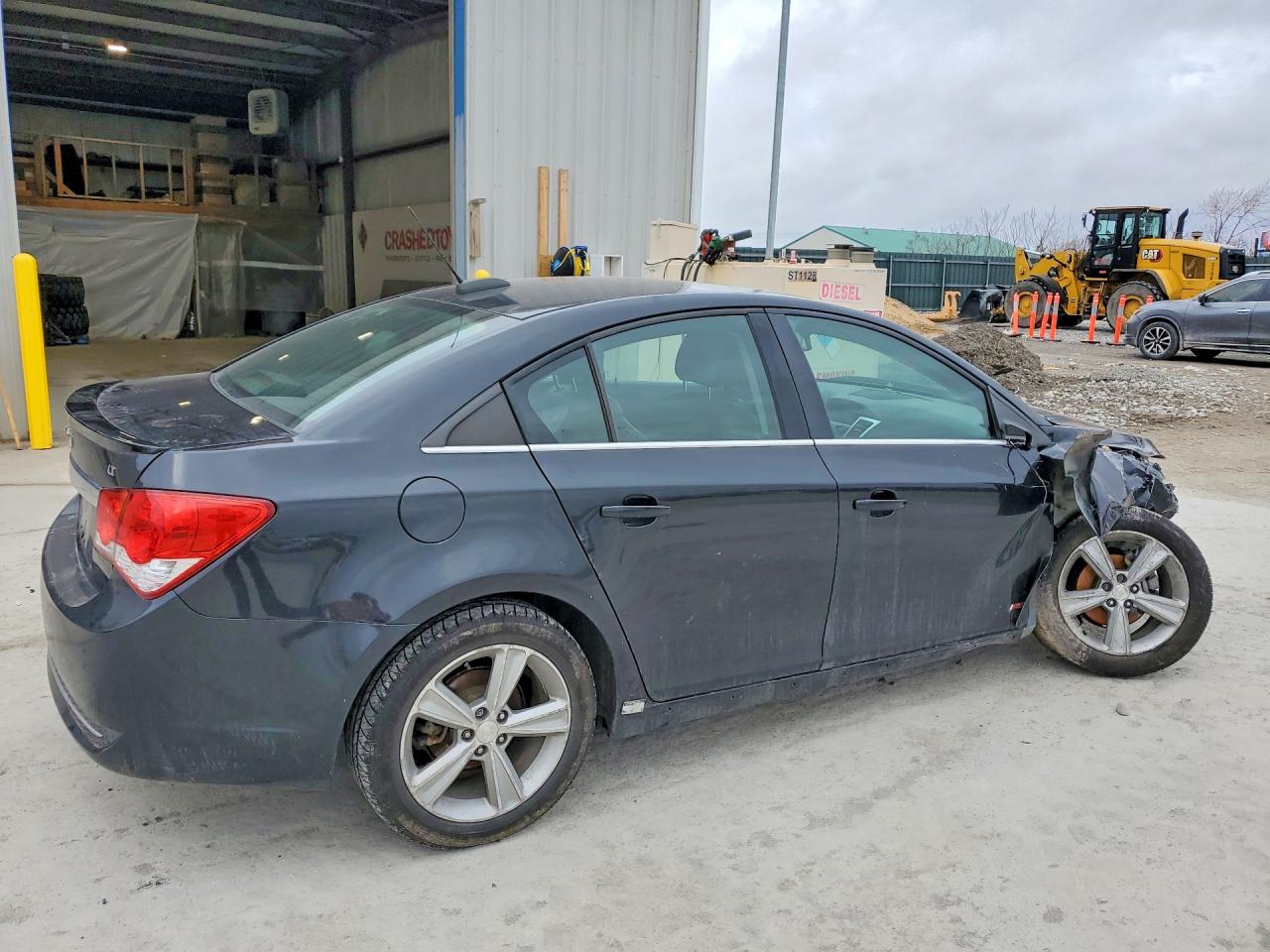 2016 CHEVROLET CRUZE LIMITED LT photo 3