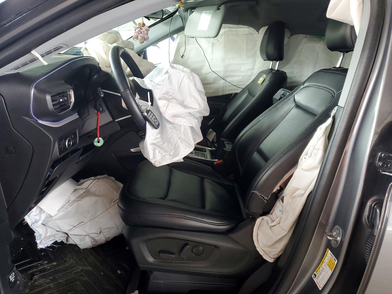 2023 FORD EXPLORER XLT photo 7