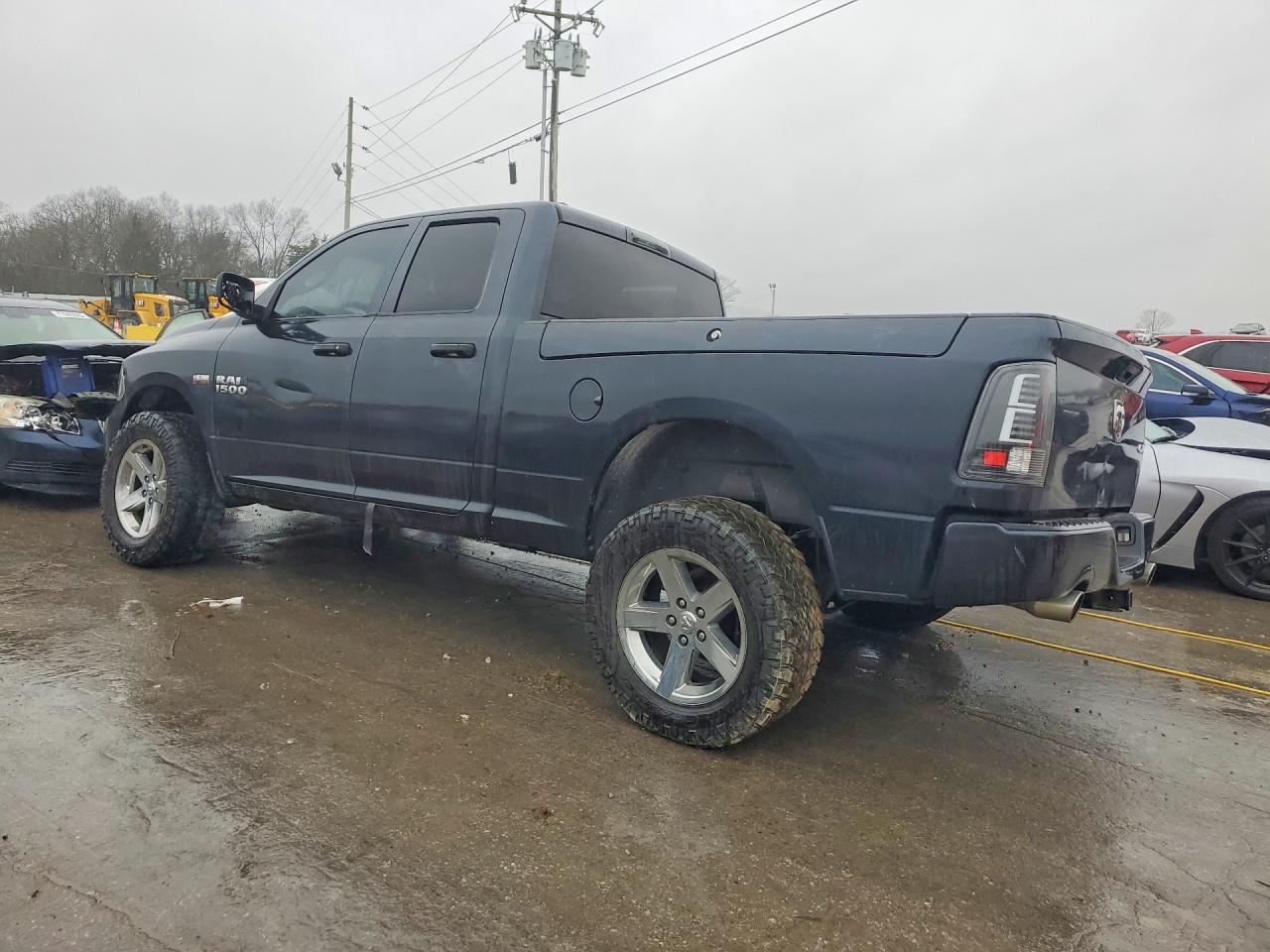 2015 RAM 1500 ST photo 2