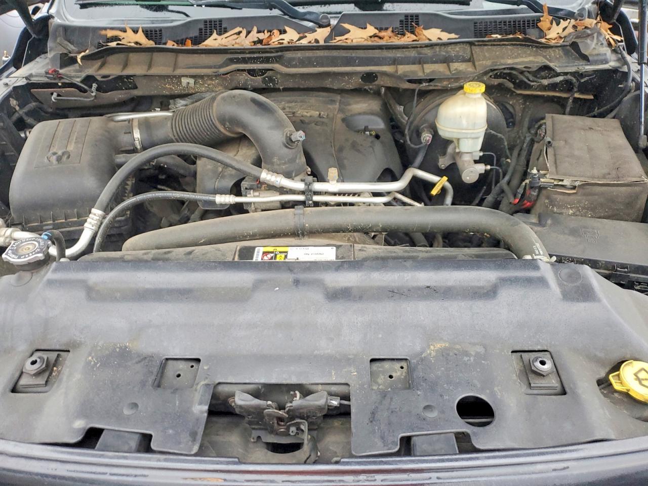2015 RAM 1500 ST photo 11