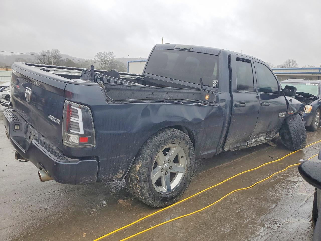 2015 RAM 1500 ST photo 3