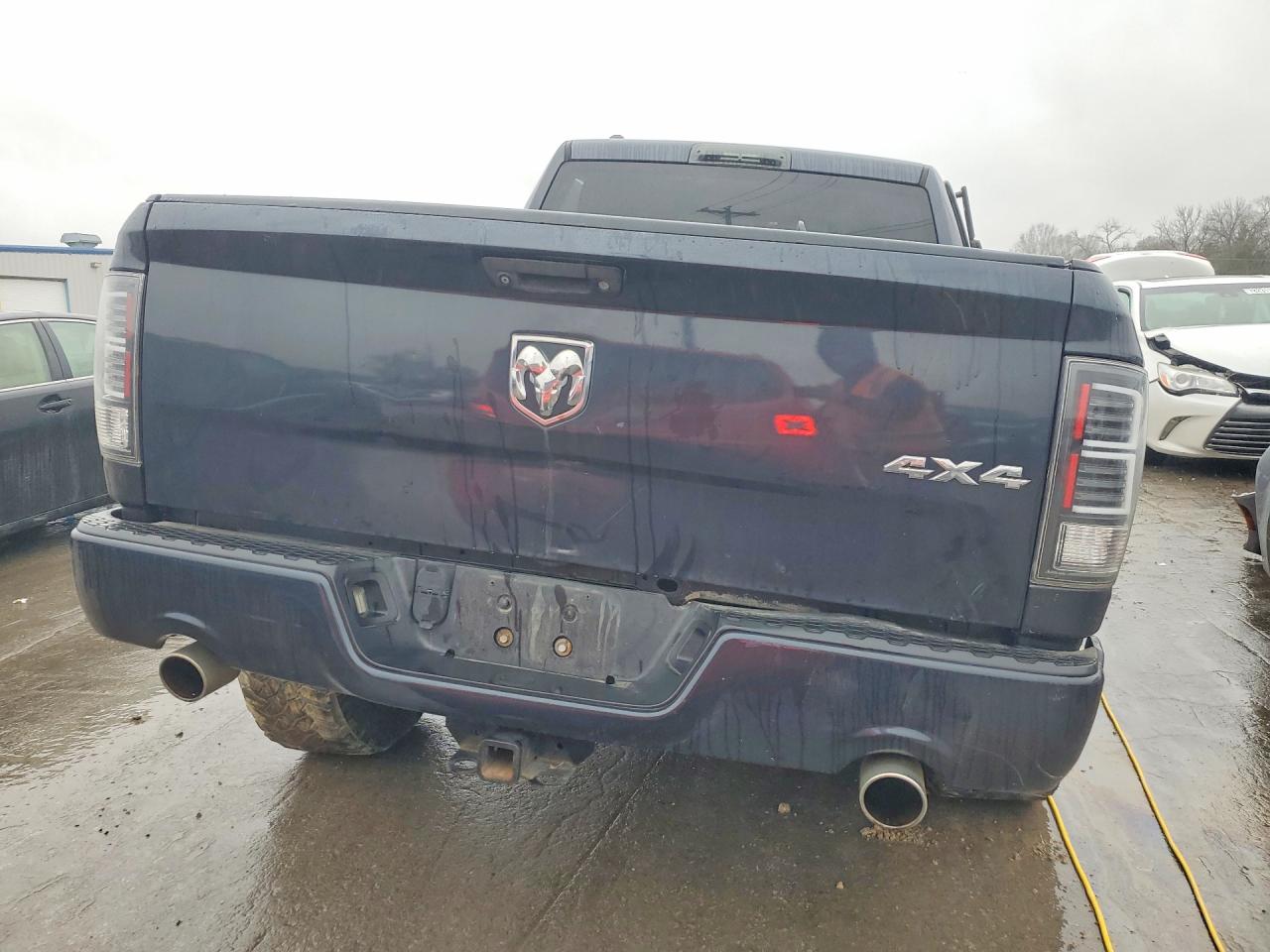 2015 RAM 1500 ST photo 6