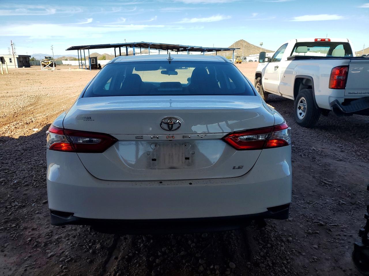 2019 TOYOTA CAMRY L photo 6