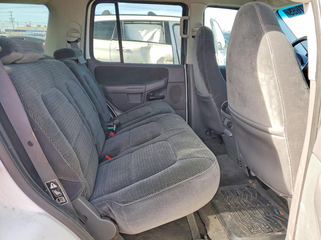 2002 FORD EXPLORER XLT photo 21