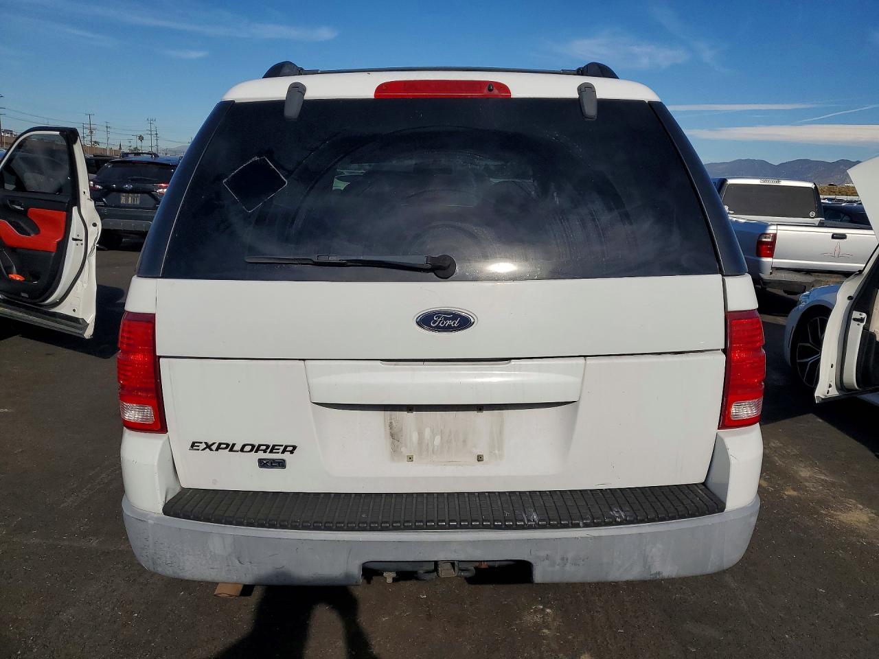 2002 FORD EXPLORER XLT photo 11