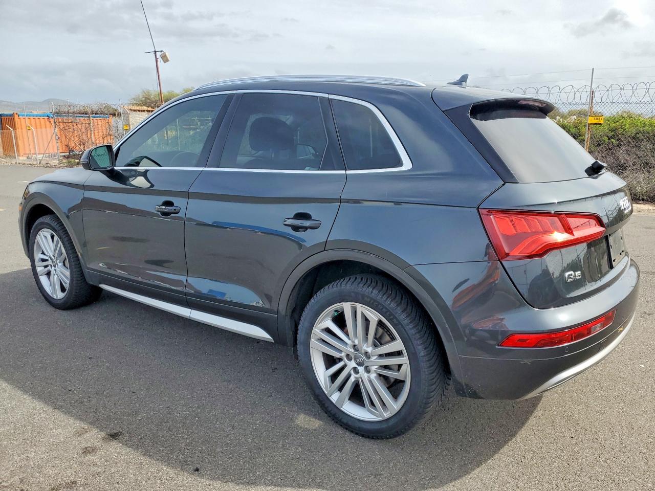 2018 AUDI Q5 PREMIUM PLUS photo 2