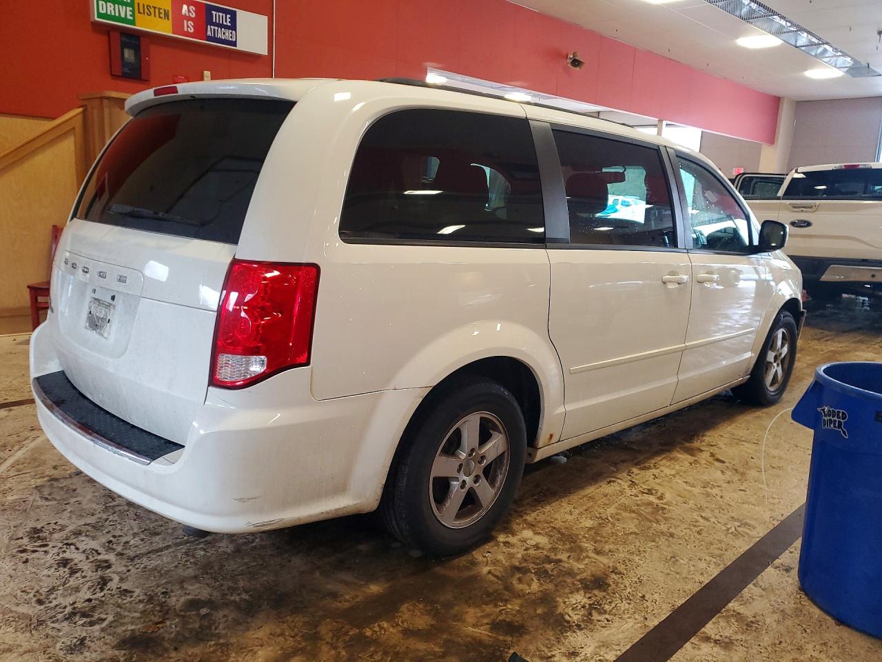 2012 DODGE GRAND CARAVAN SXT photo 5
