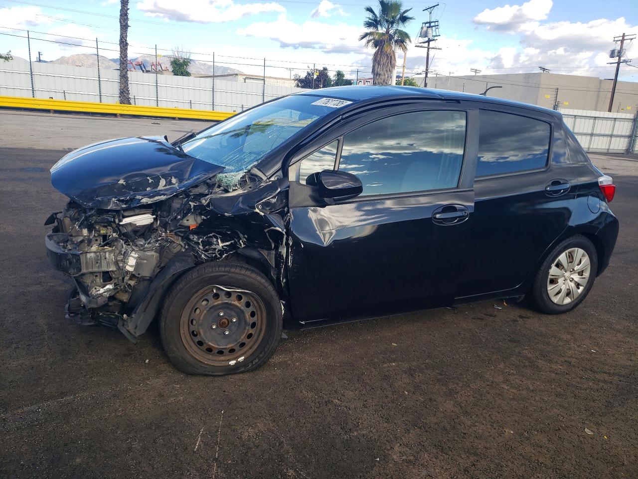 2012 TOYOTA YARIS