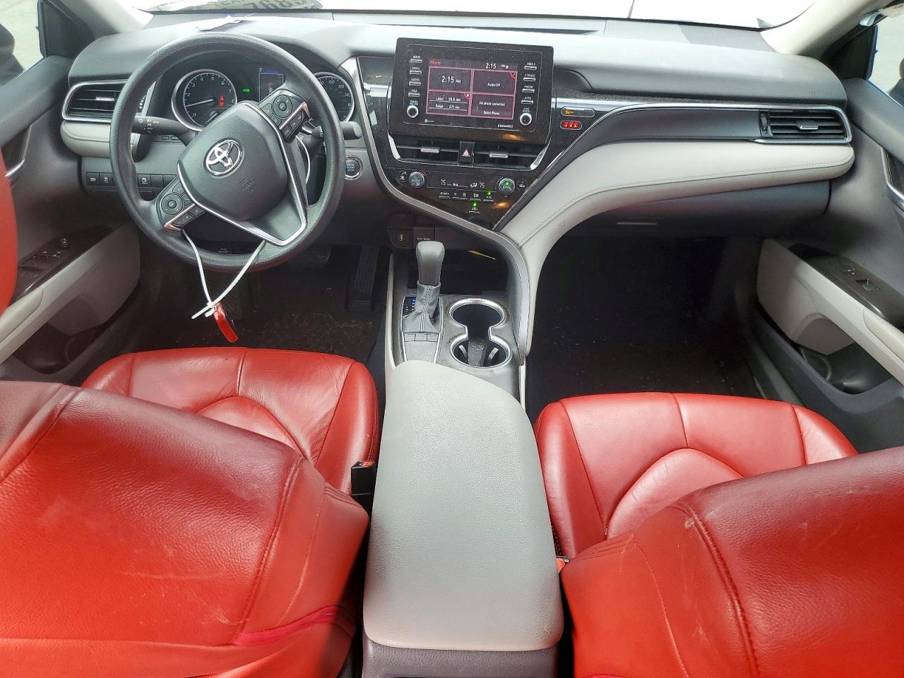 2024 TOYOTA CAMRY LE photo 22