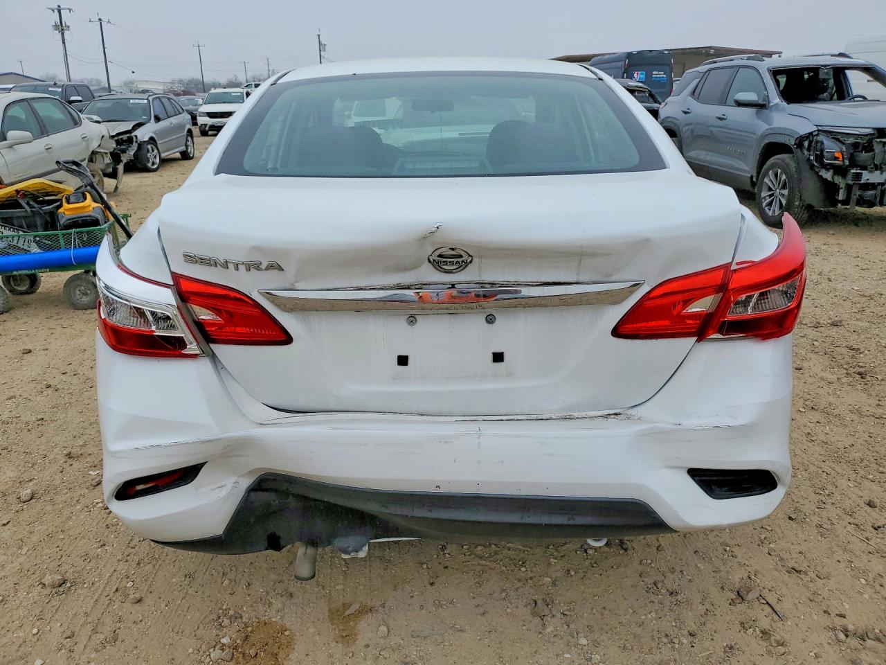 2018 NISSAN SENTRA S photo 11