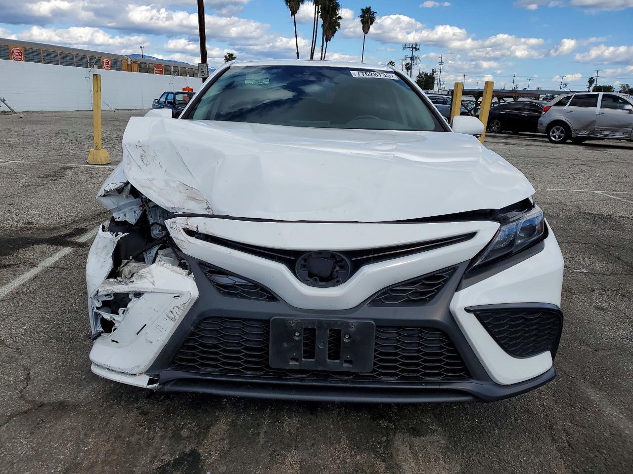 2023 TOYOTA CAMRY SE NIGHT SHADE photo 9
