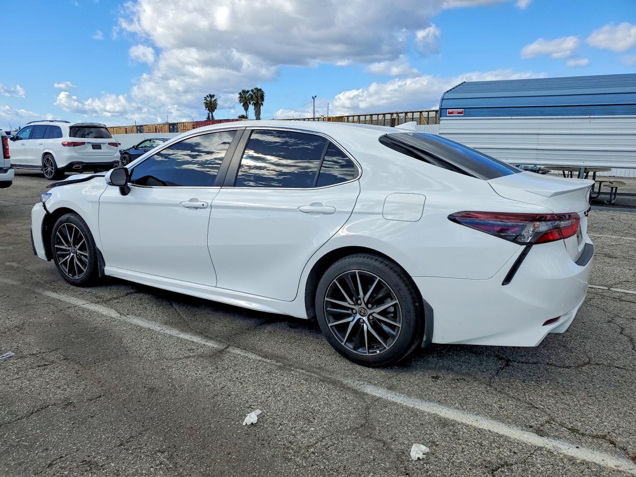 2023 TOYOTA CAMRY SE NIGHT SHADE photo 3