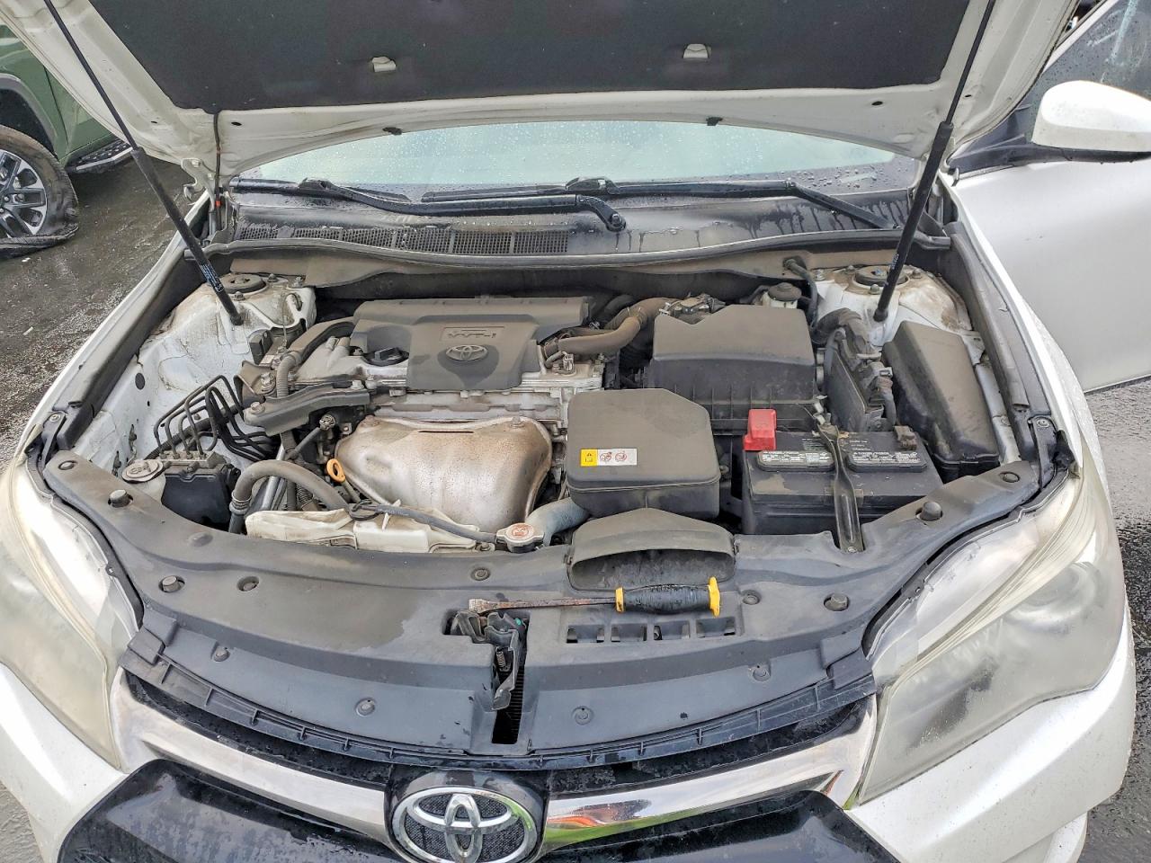 2017 TOYOTA CAMRY LE photo 31