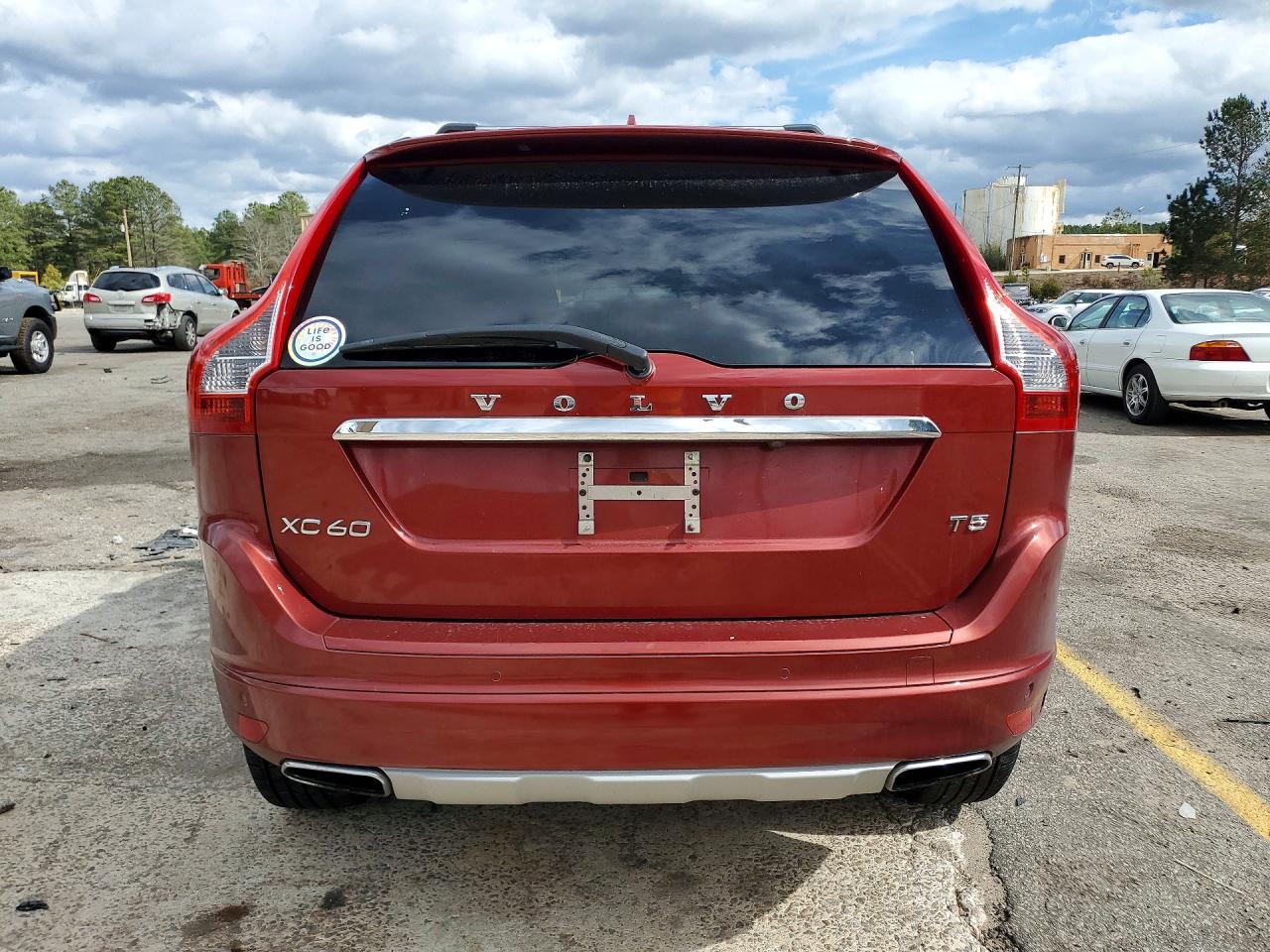 2016 VOLVO XC60 T5 PLATINUM photo 16
