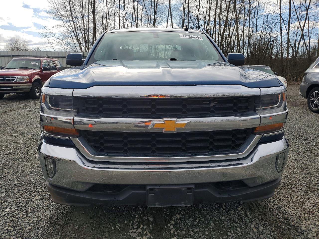 2018 CHEVROLET SILVERADO K1500 LT photo 5