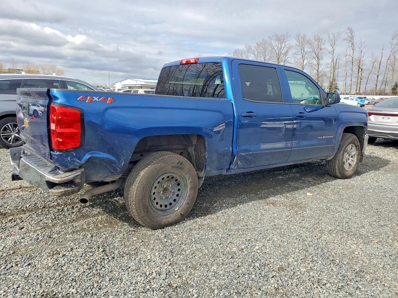 2018 CHEVROLET SILVERADO K1500 LT photo 3