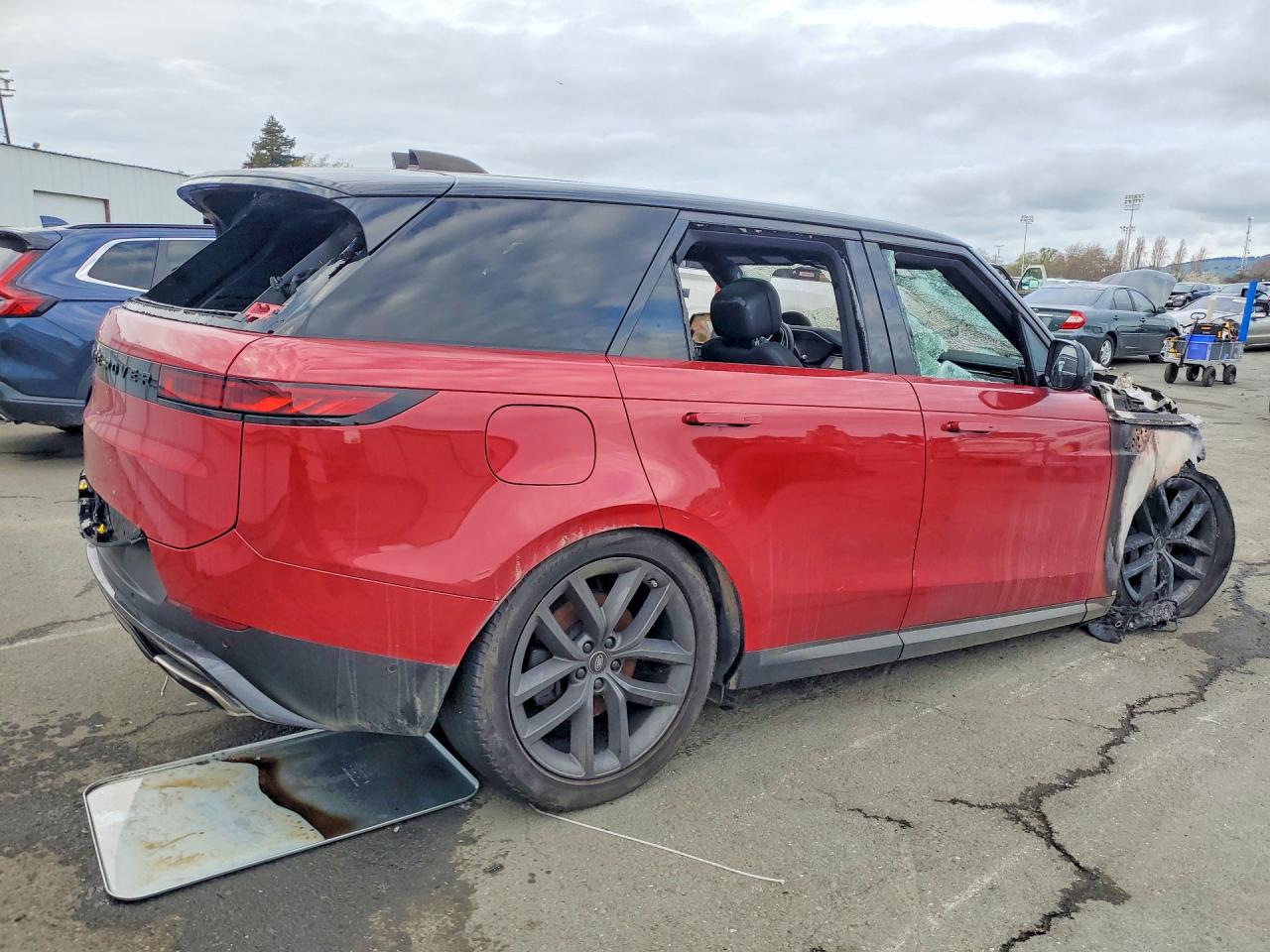 2024 LAND ROVER RANGE ROVER SPORT SE photo 5
