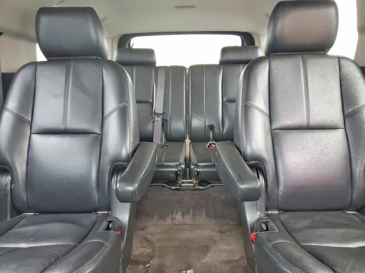 2012 GMC YUKON XL C1500 SLT photo 10