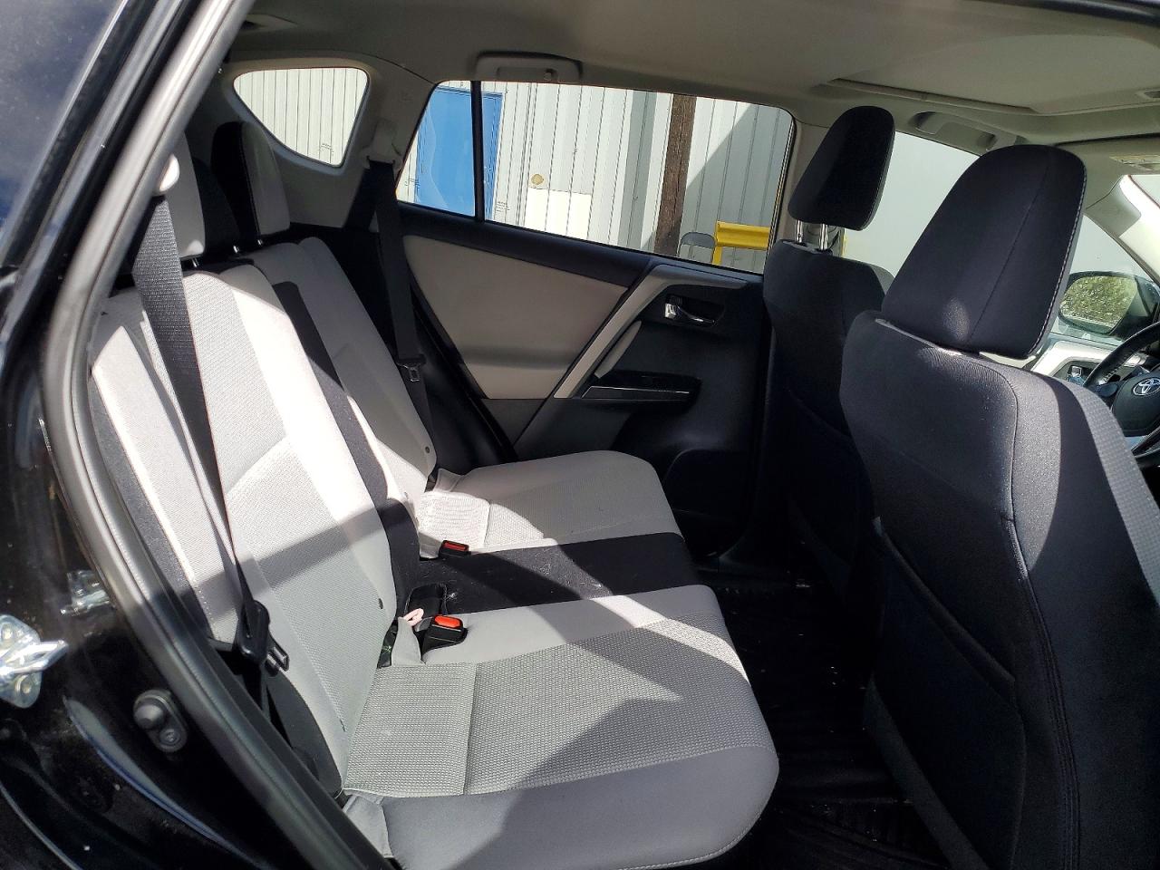 2018 TOYOTA RAV4 ADVENTURE photo 10
