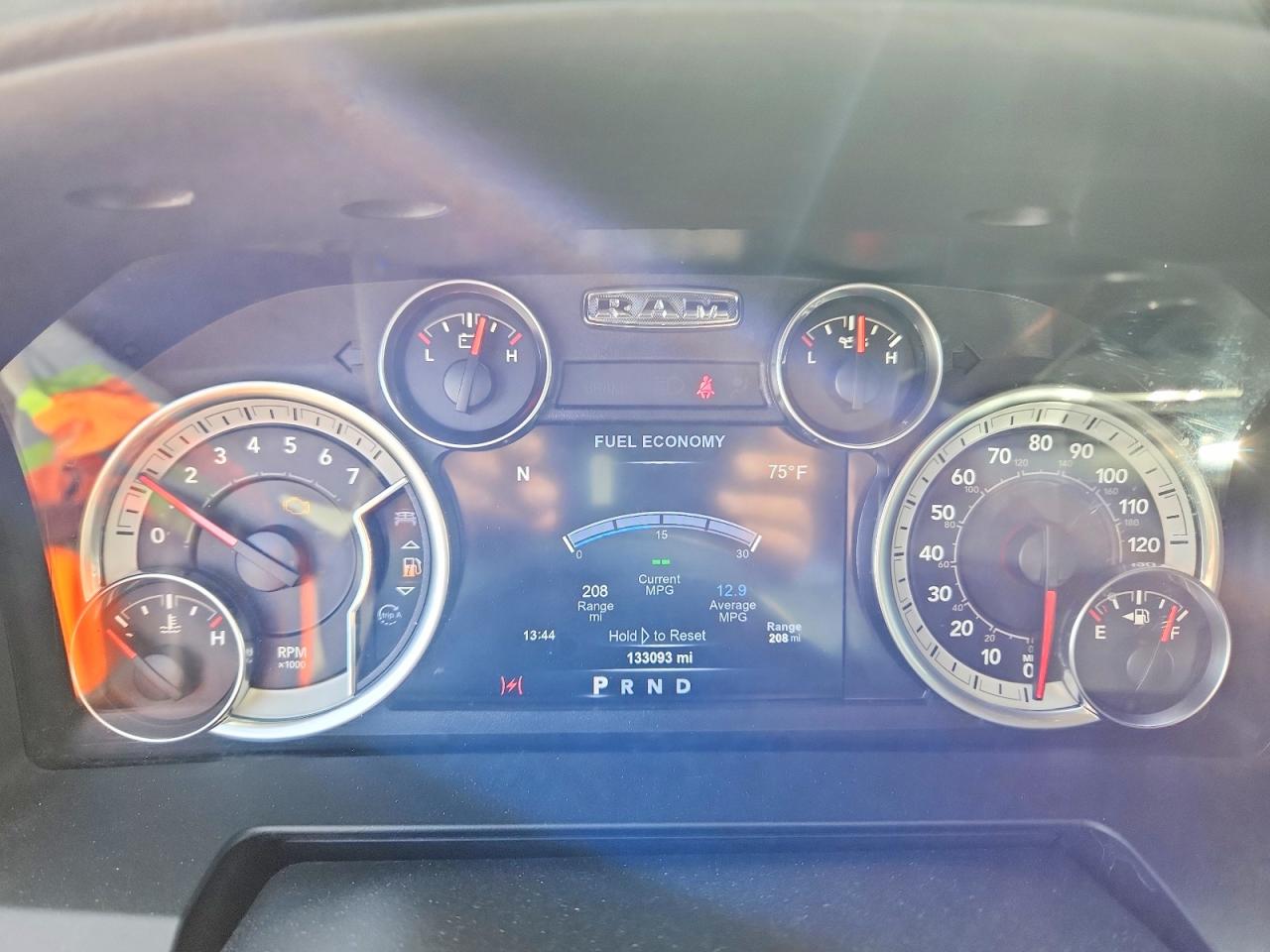 2017 RAM 1500 SPORT photo 25