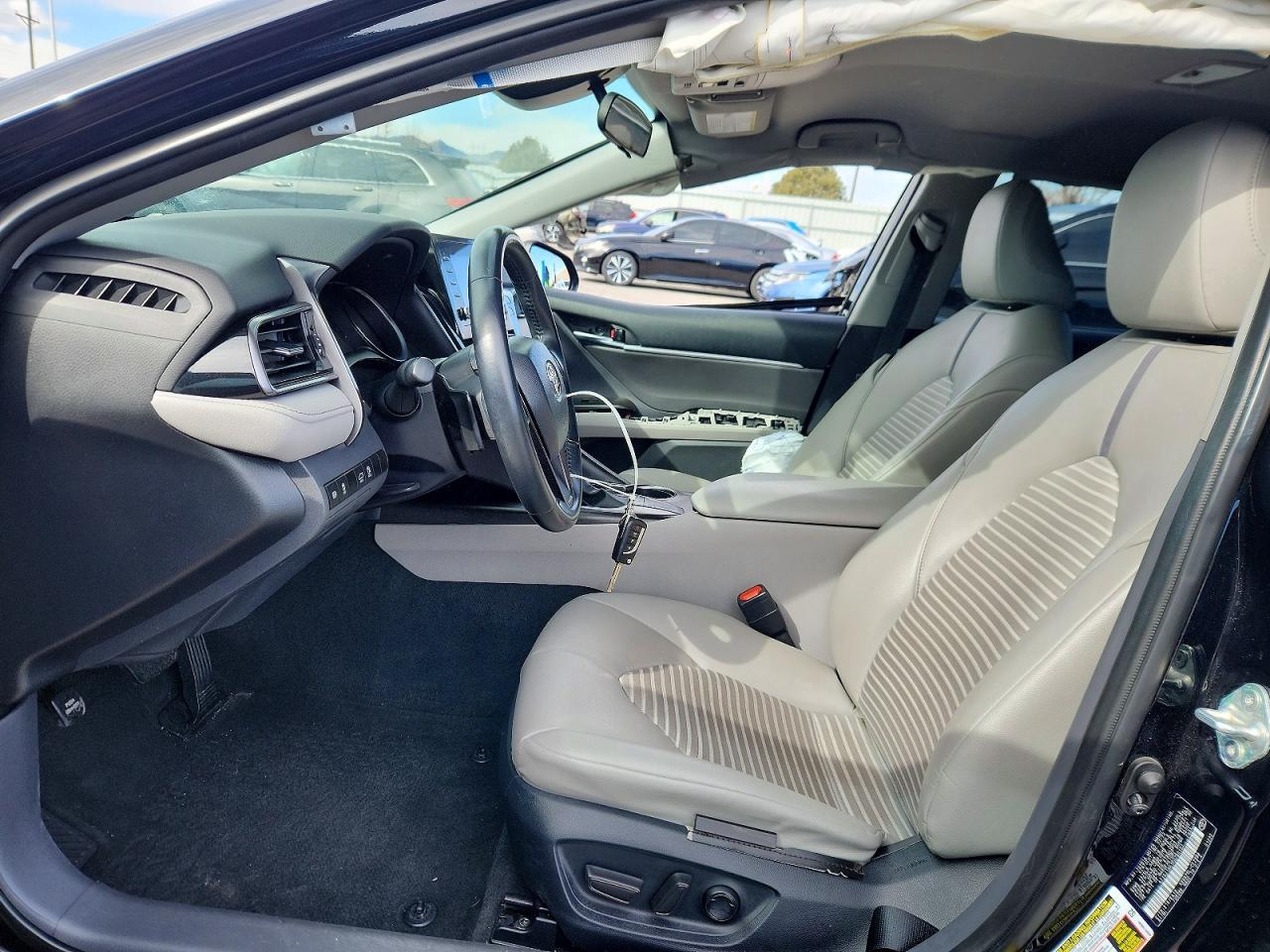 2023 TOYOTA CAMRY SE photo 7