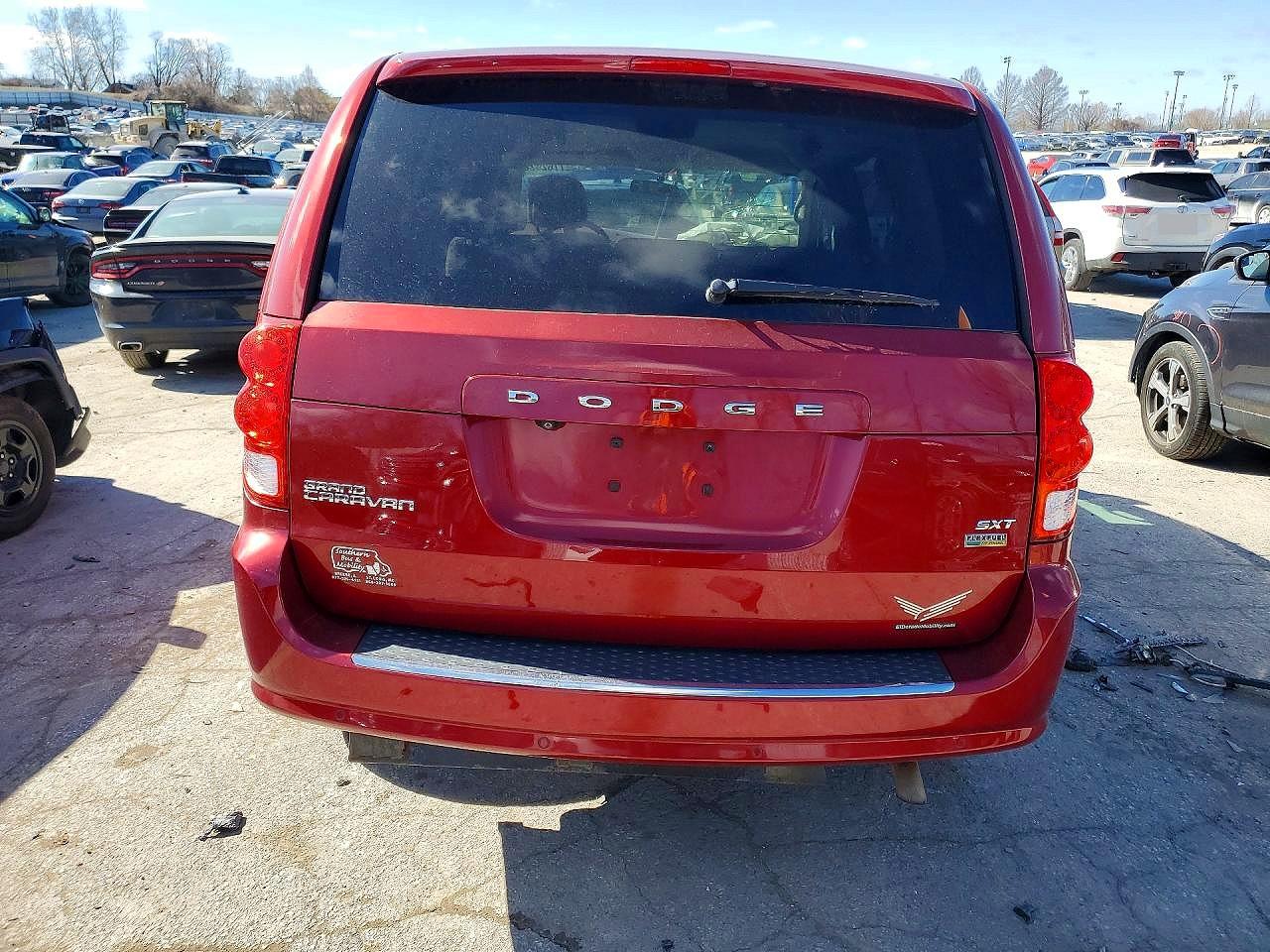 2015 DODGE GRAND CARAVAN SXT photo 16