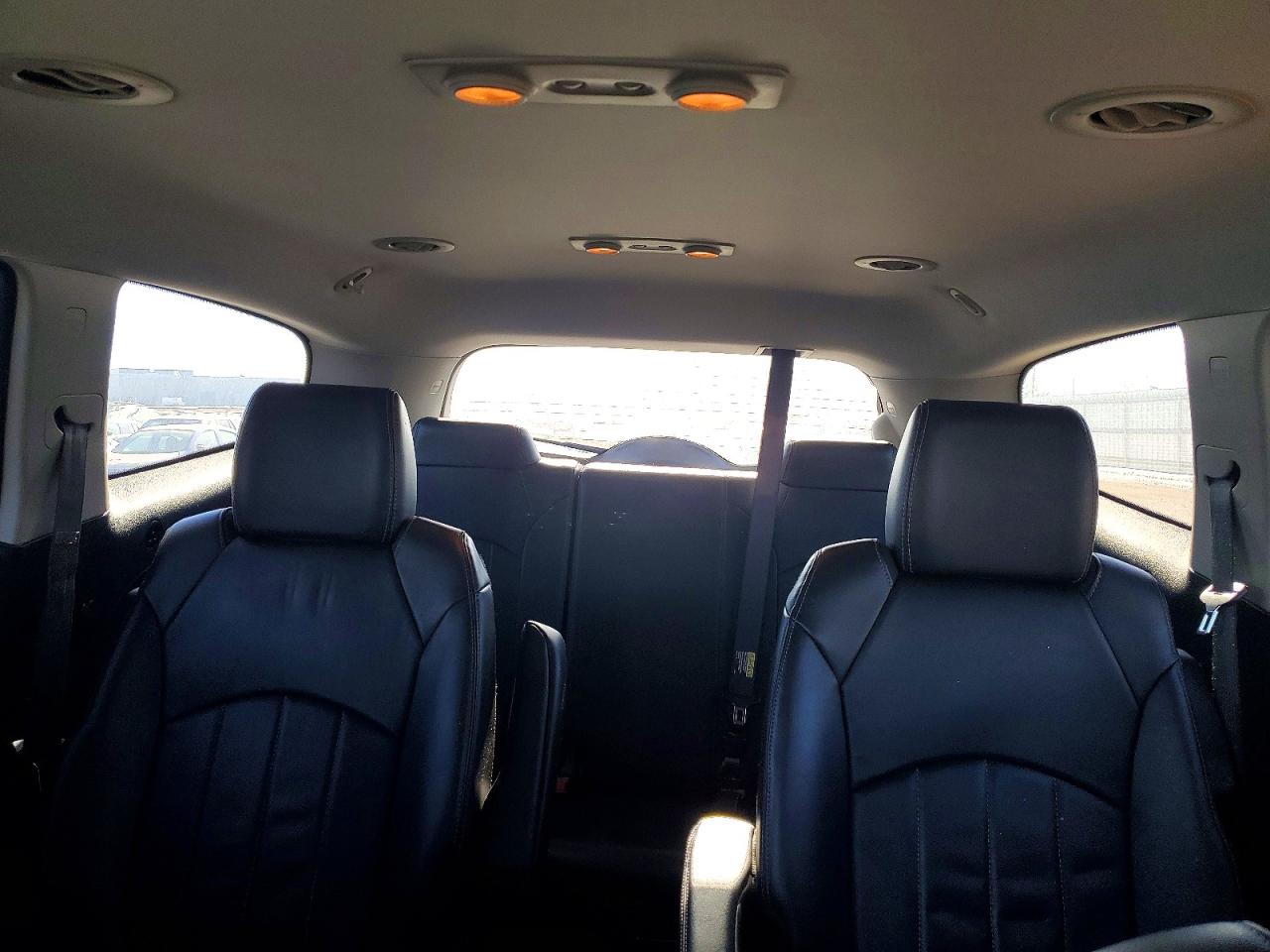 2016 BUICK ENCLAVE photo 10