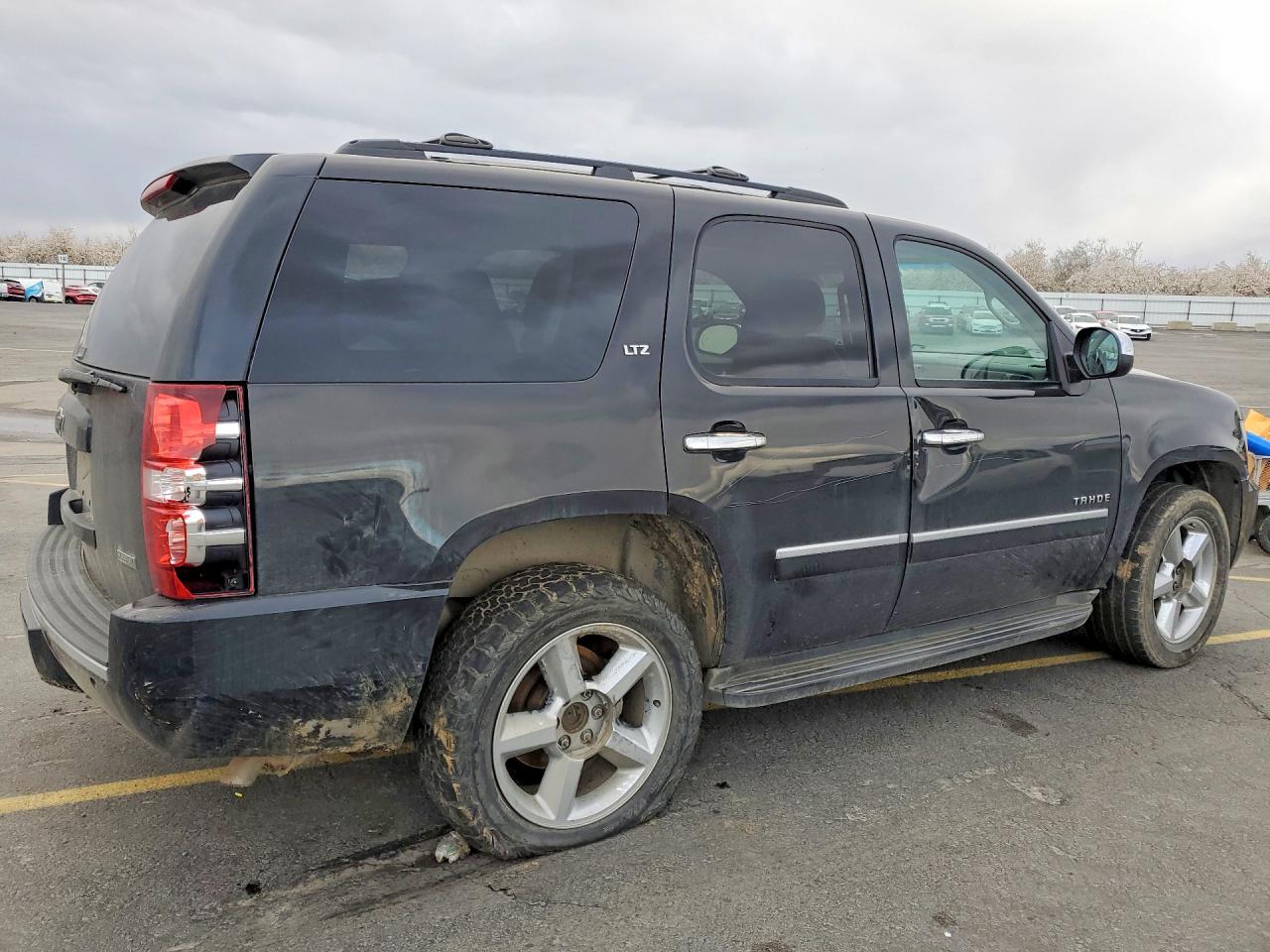 2011 CHEVROLET TAHOE K1500 LTZ photo 5