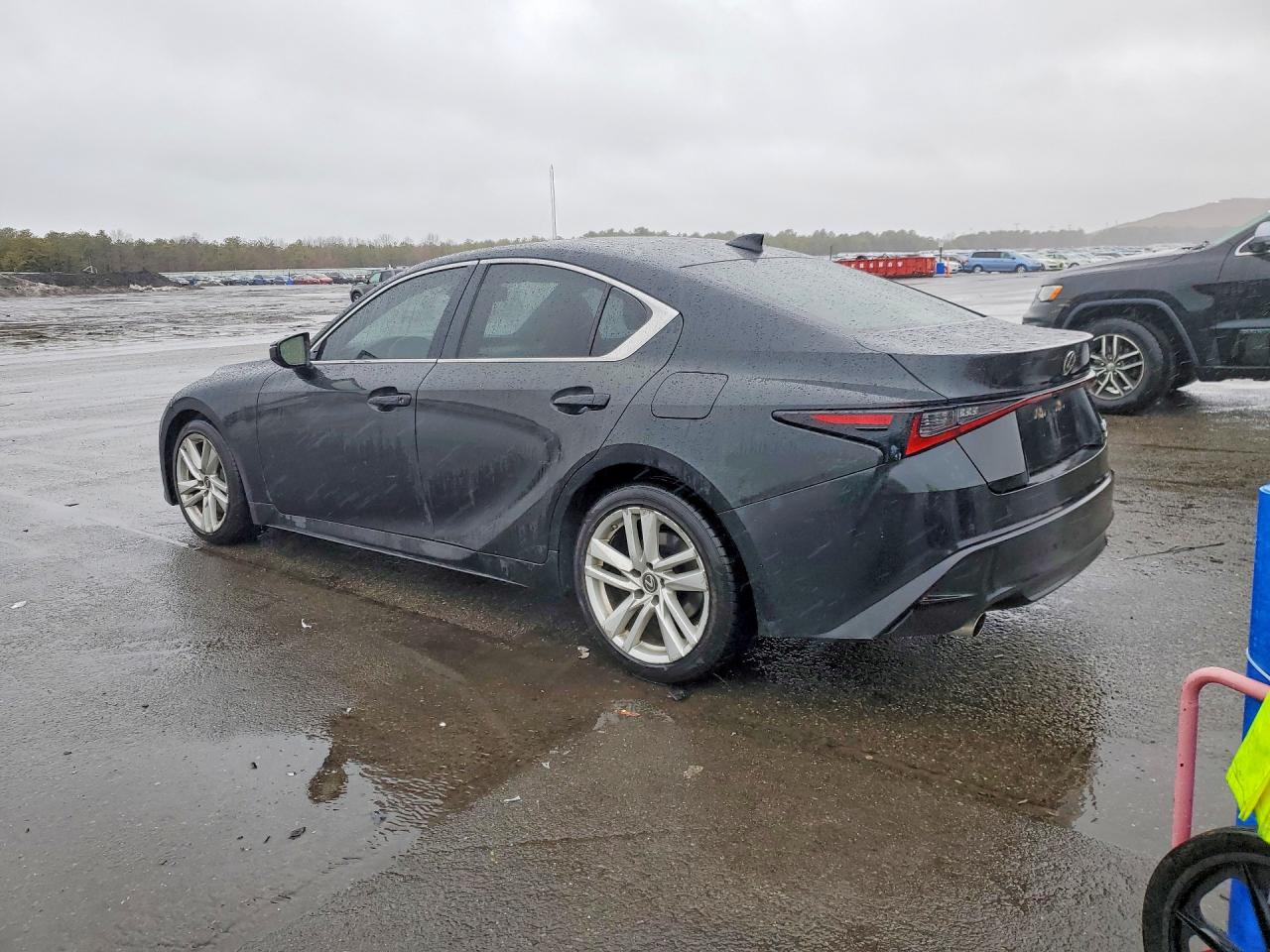 2021 LEXUS IS 300 photo 2