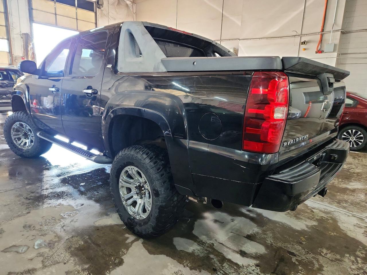 2007 CHEVROLET AVALANCHE K1500 photo 2