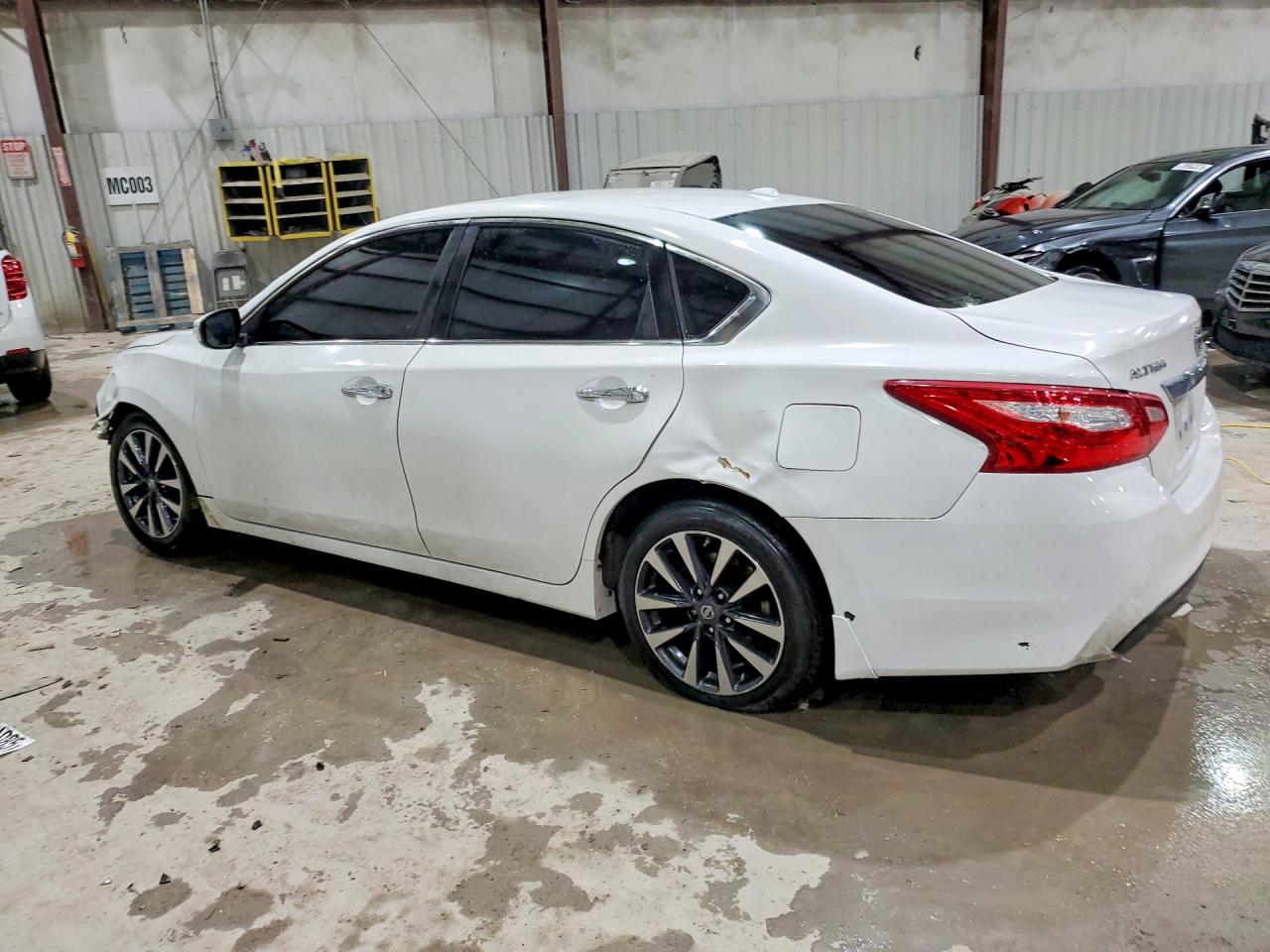 2016 NISSAN ALTIMA 2.5 SV photo 2