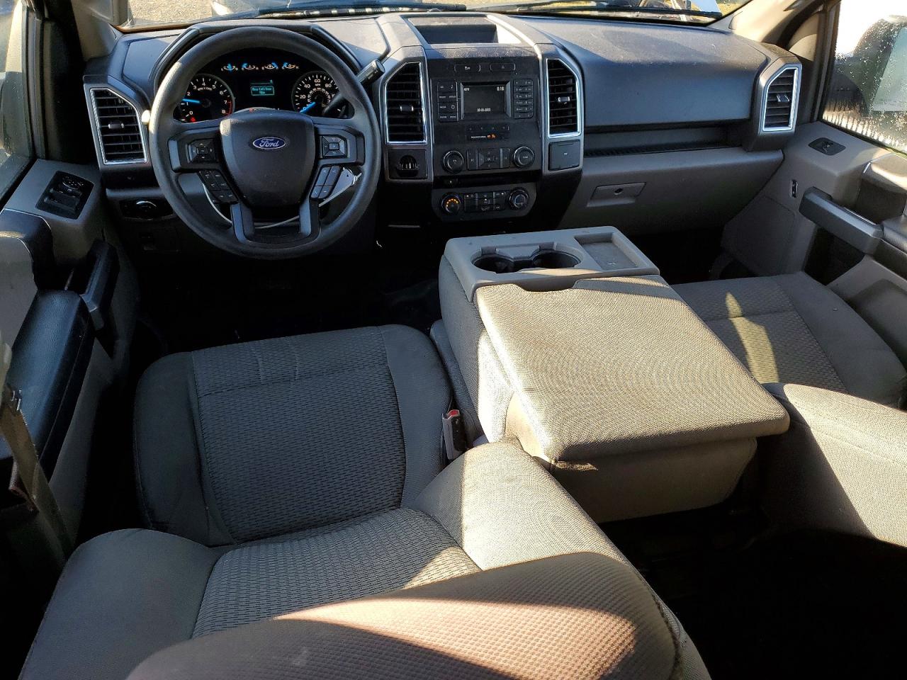 2017 FORD F150 SUPERCREW photo 8