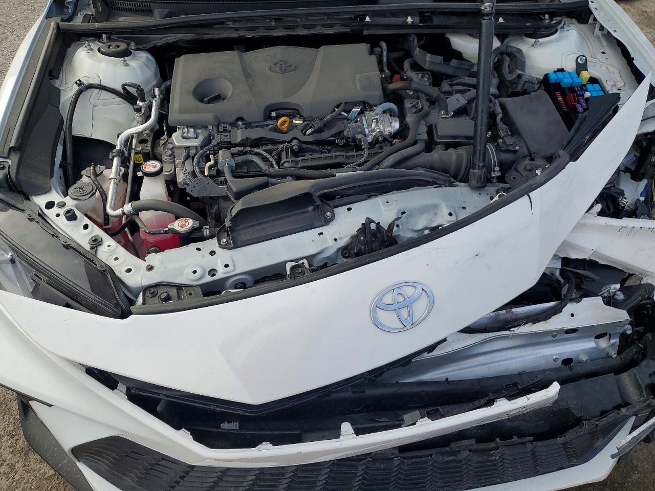 2025 TOYOTA CAMRY SE photo 11