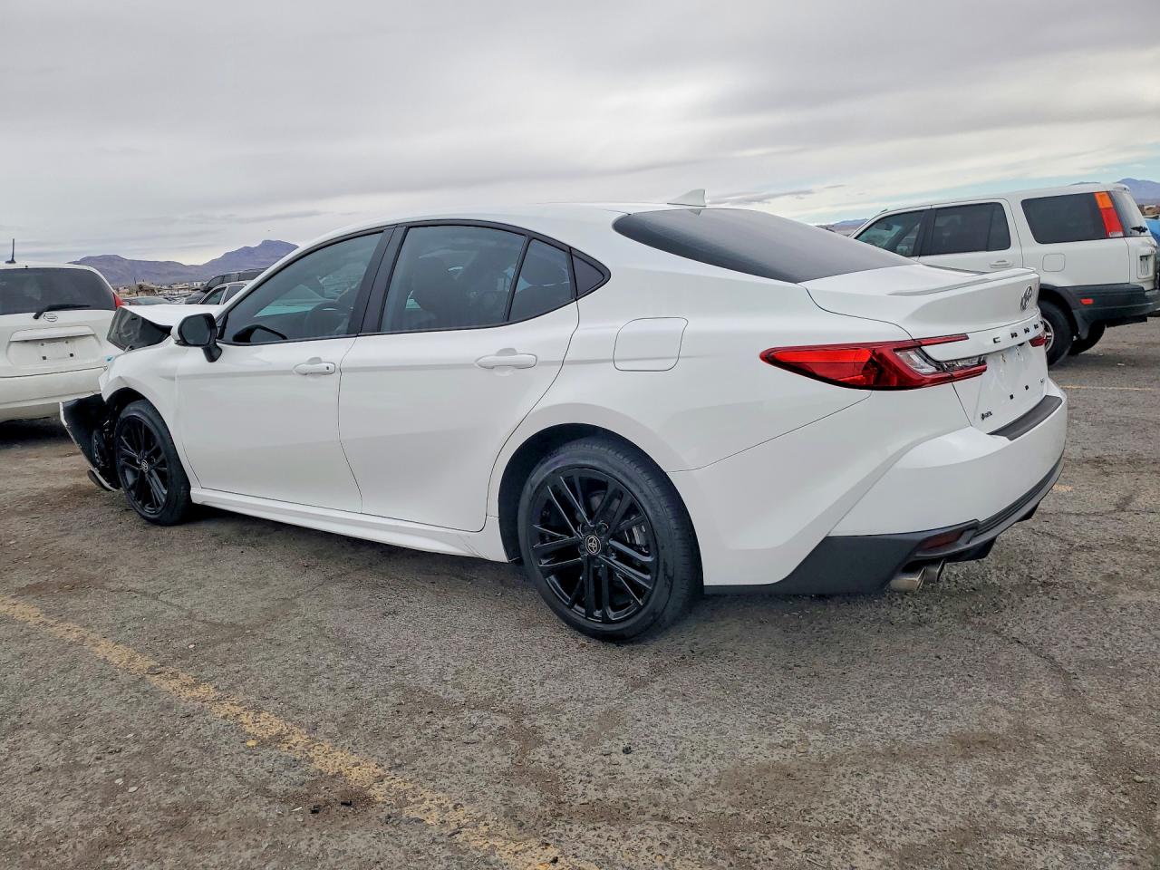 2025 TOYOTA CAMRY SE photo 2