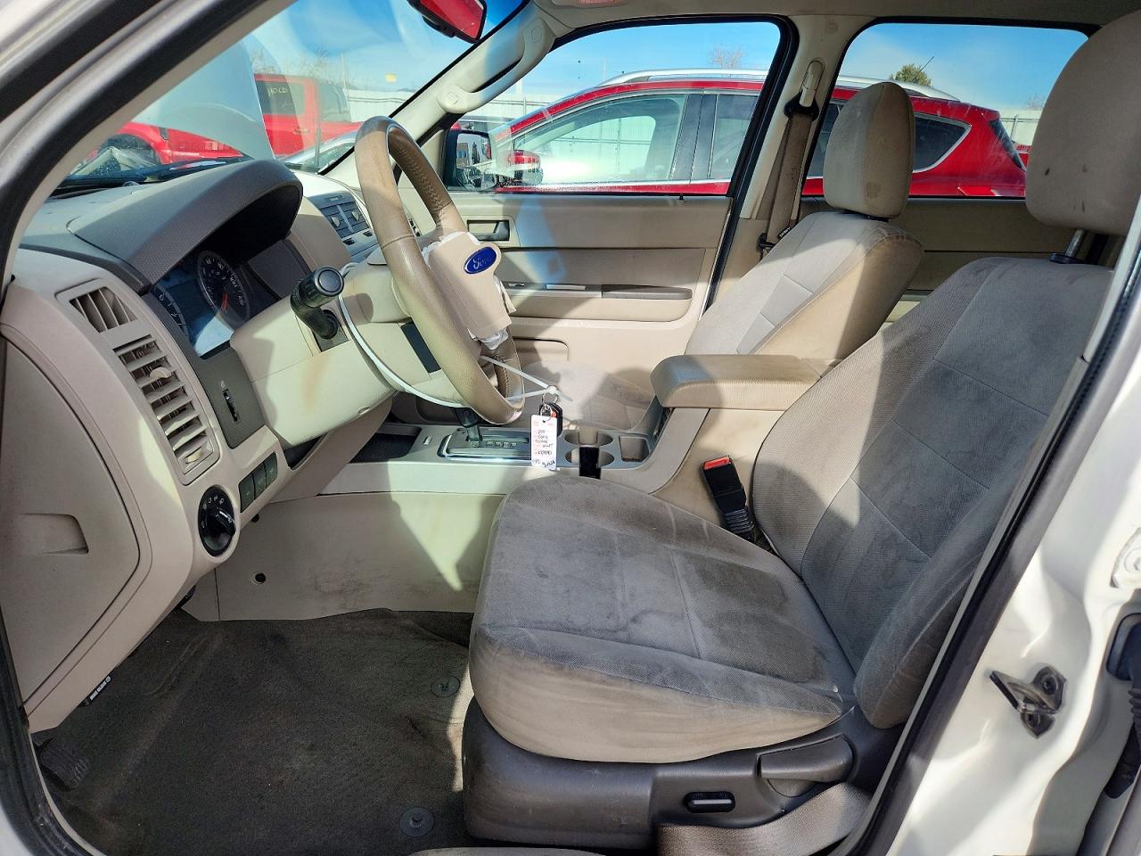 2011 FORD ESCAPE XLT photo 7