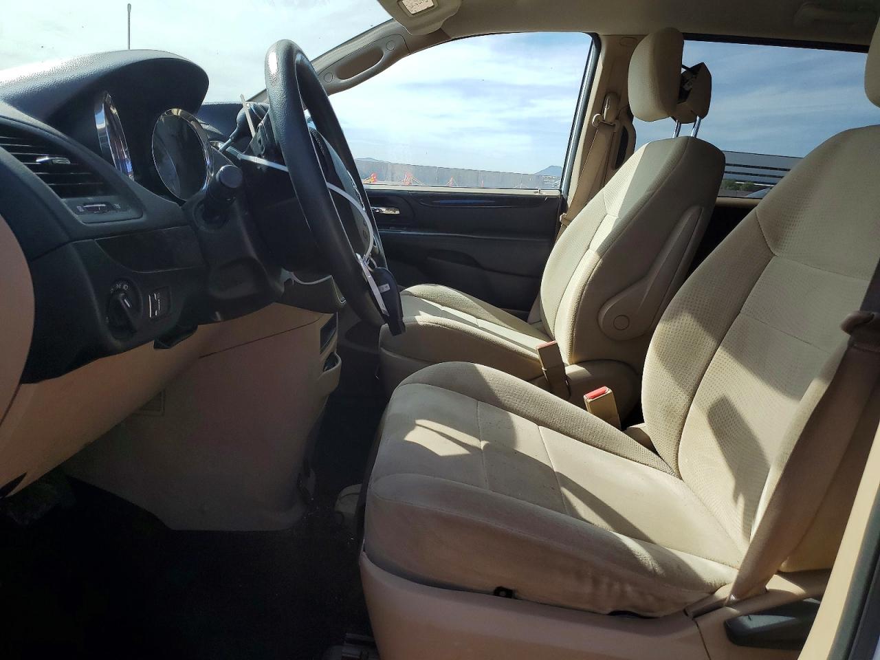 2013 DODGE GRAND CARAVAN SE photo 13