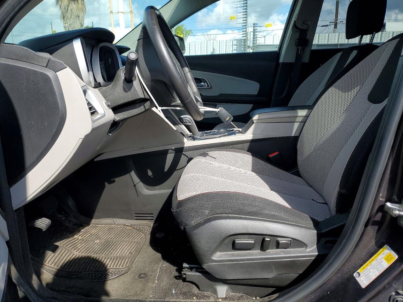 2015 CHEVROLET EQUINOX LT photo 13