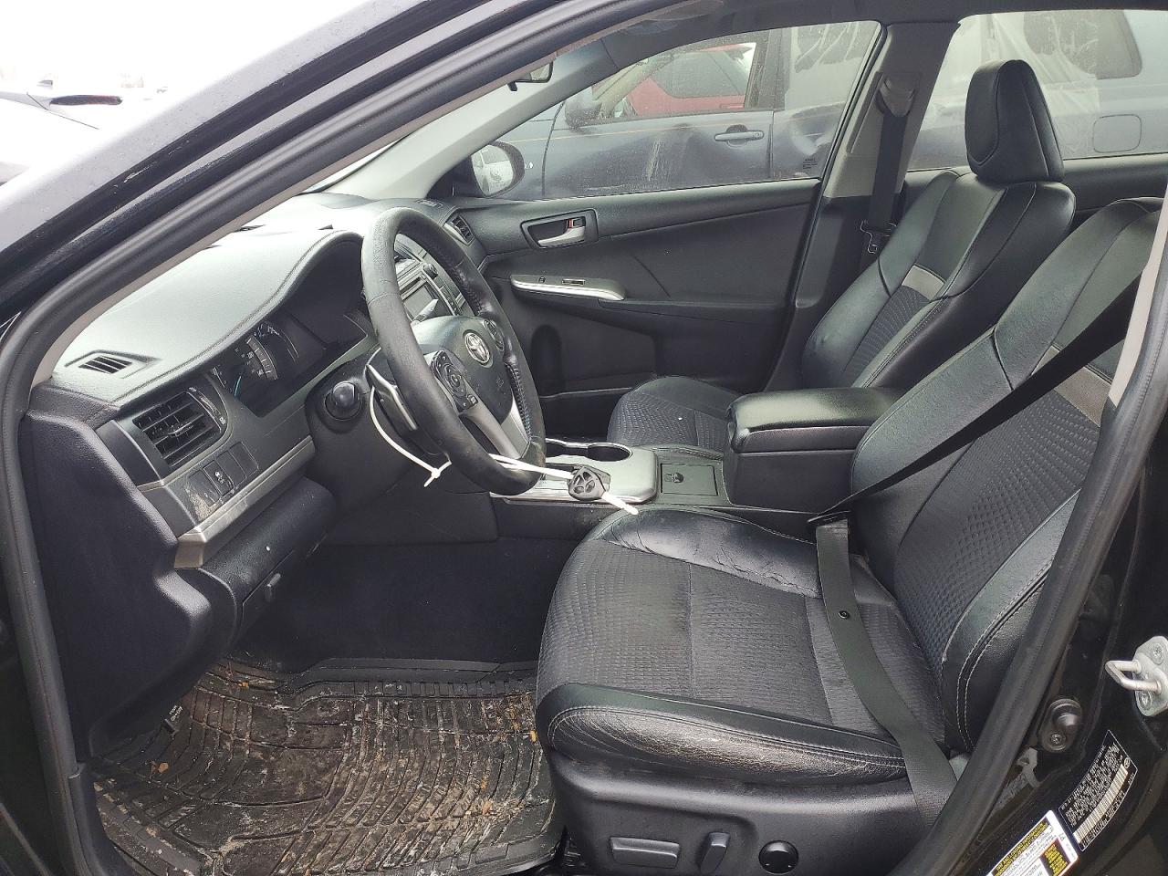 2012 TOYOTA CAMRY BASE photo 13