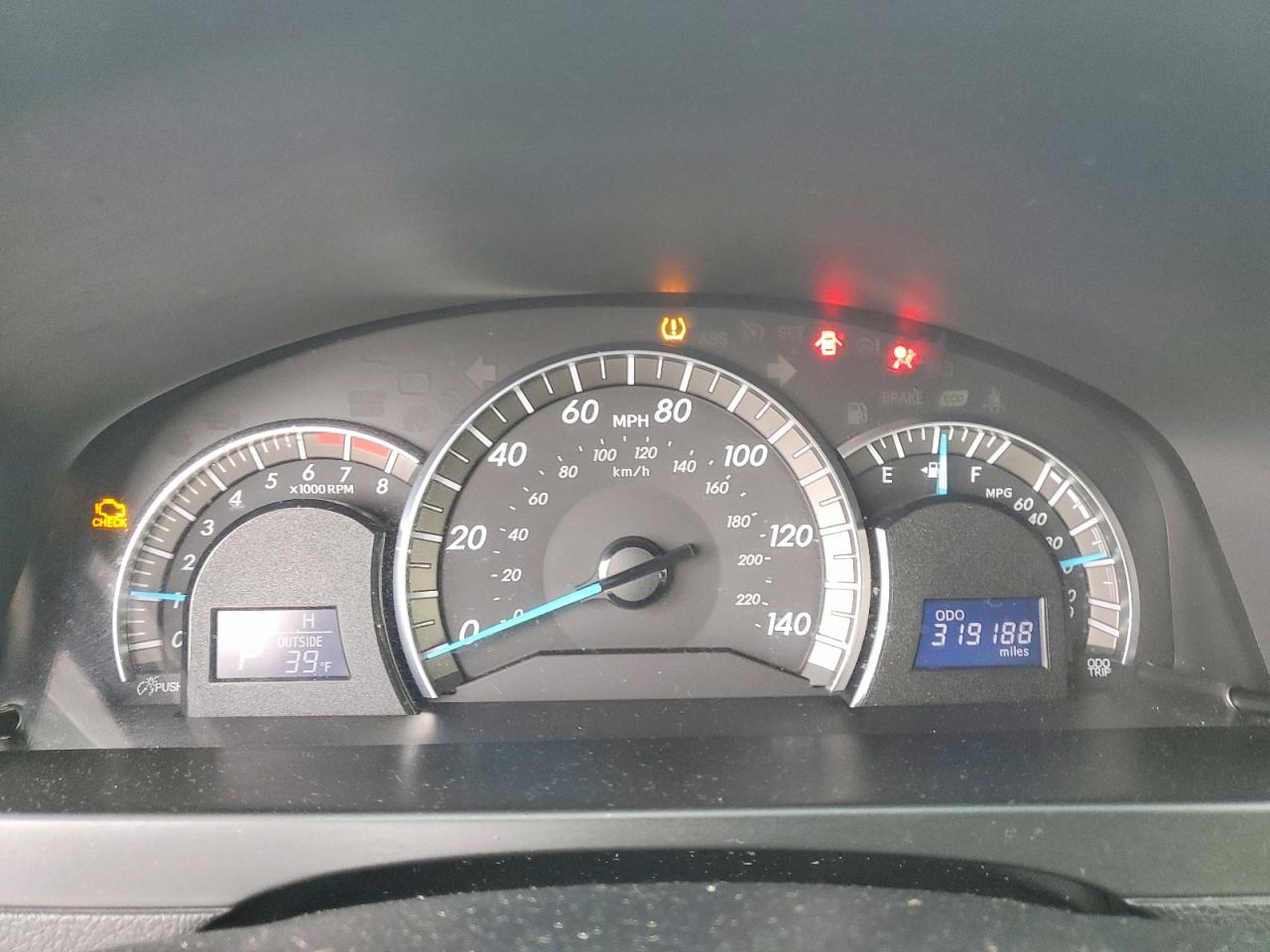 2012 TOYOTA CAMRY BASE photo 17