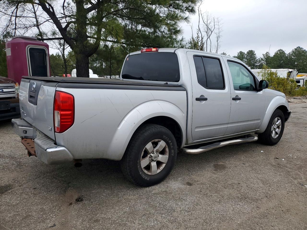 2011 NISSAN FRONTIER S photo 3