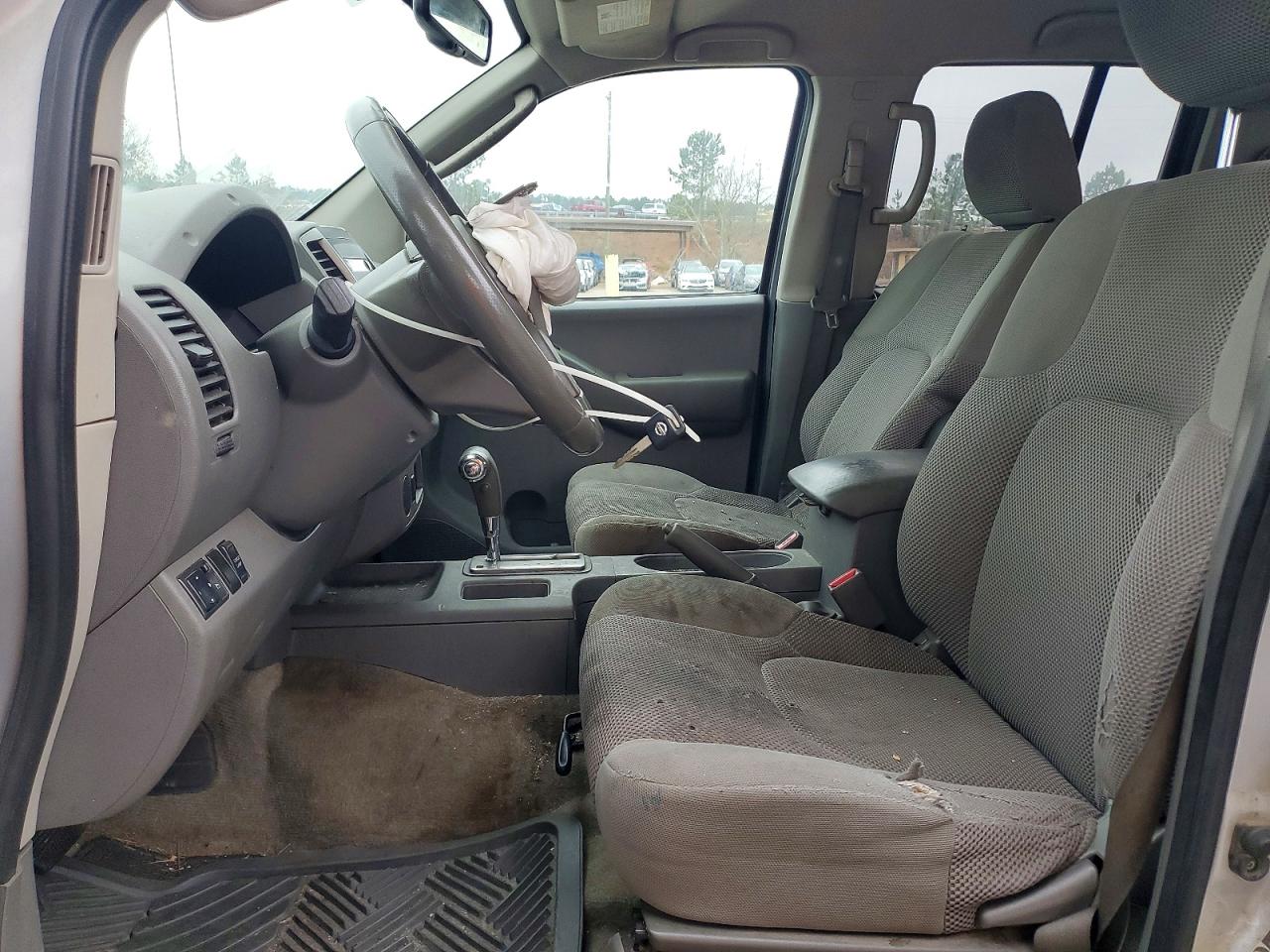 2011 NISSAN FRONTIER S photo 7
