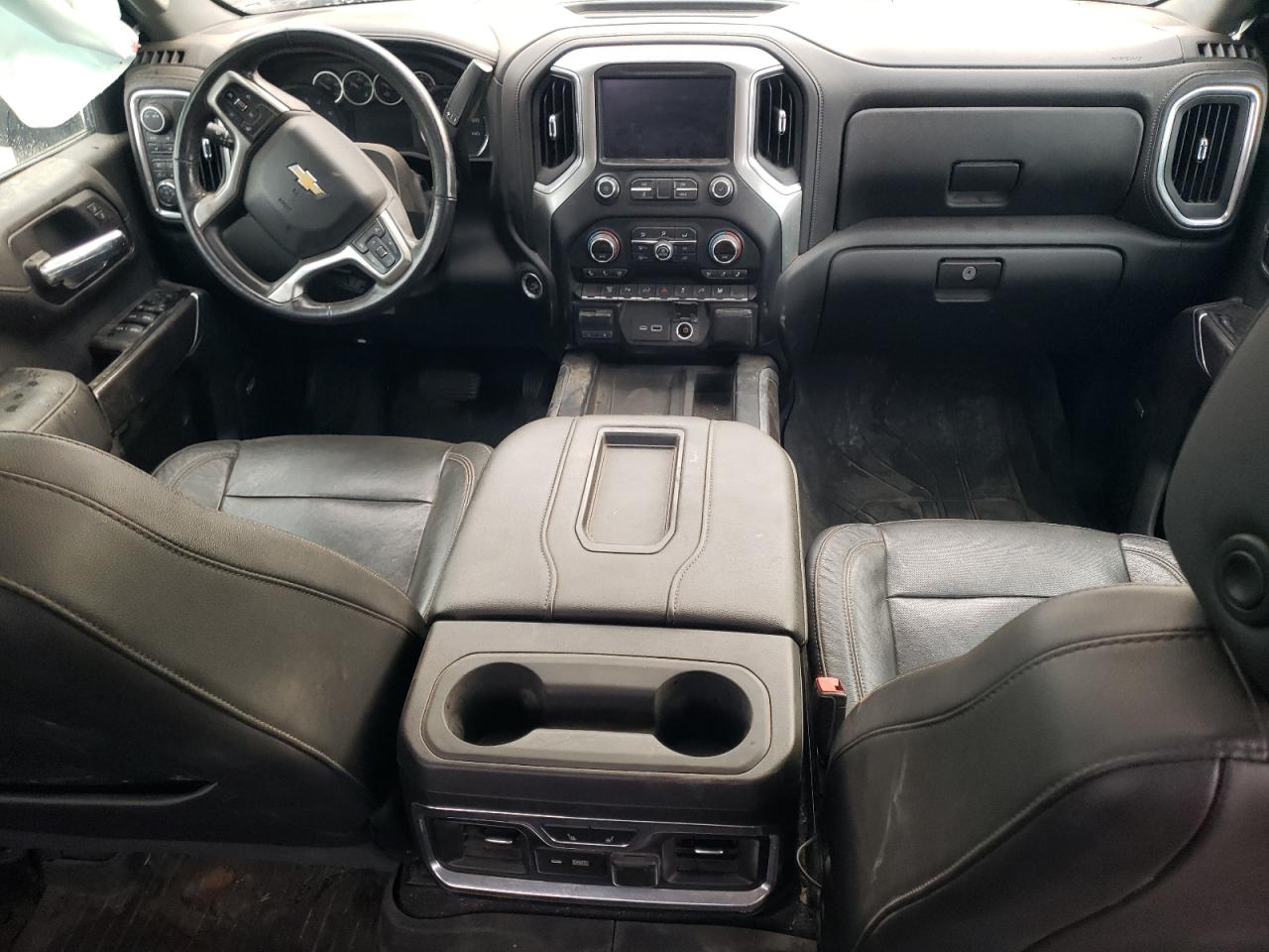 2020 CHEVROLET SILVERADO K3500 LTZ photo 8