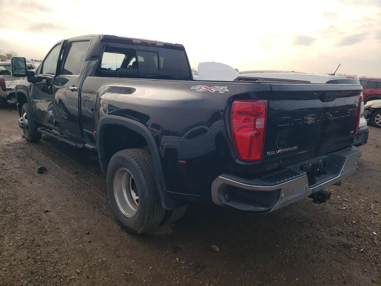 2020 CHEVROLET SILVERADO K3500 LTZ photo 2