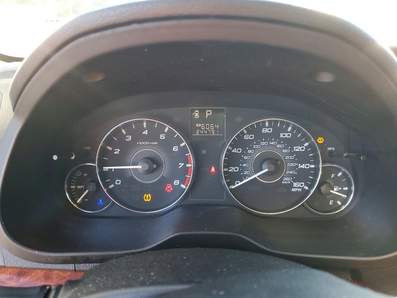 2011 SUBARU OUTBACK 3.6R LIMITED photo 9