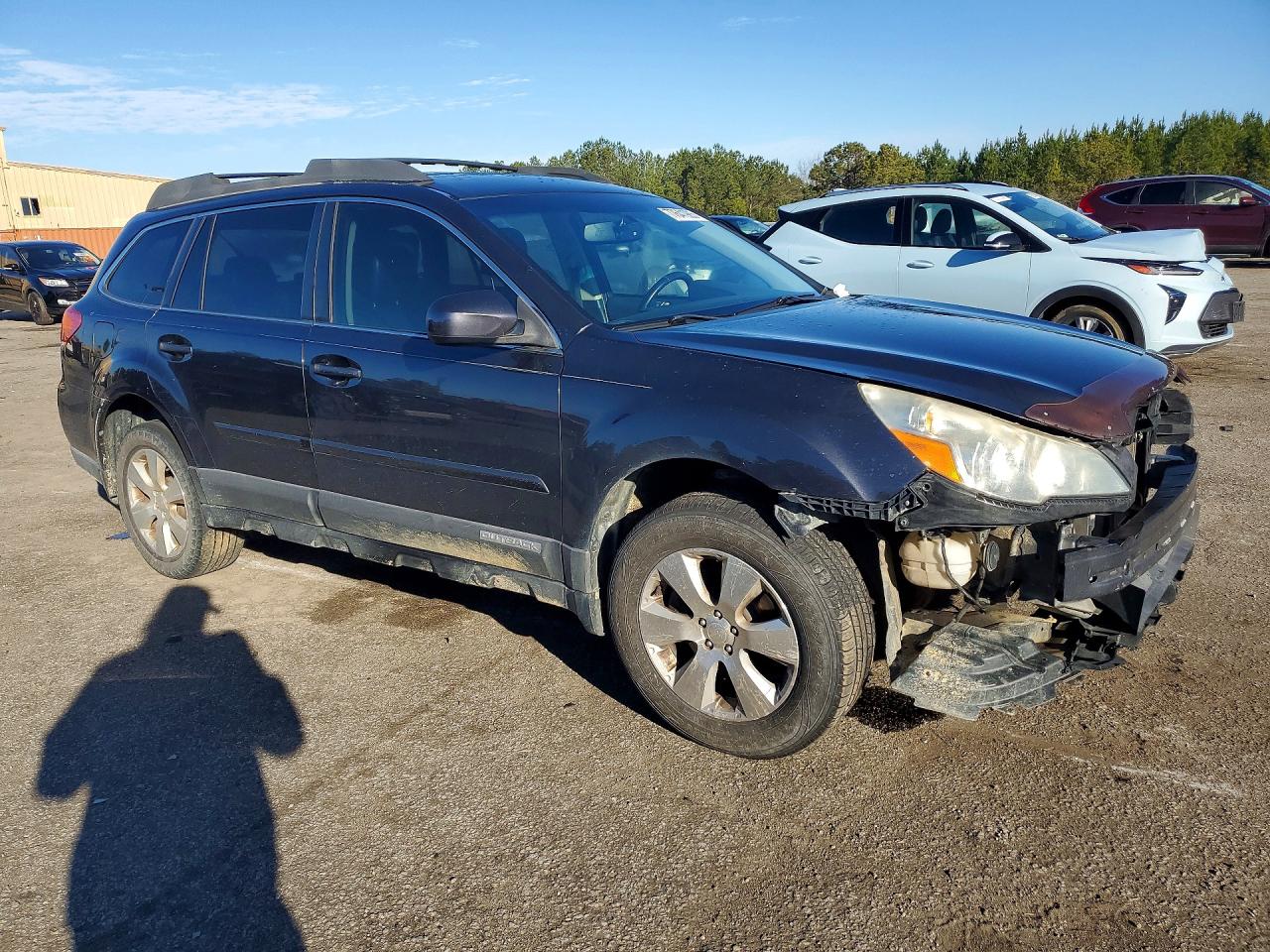 2011 SUBARU OUTBACK 3.6R LIMITED photo 4