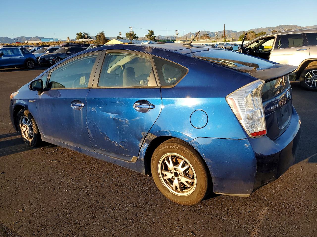 2010 TOYOTA PRIUS II photo 3