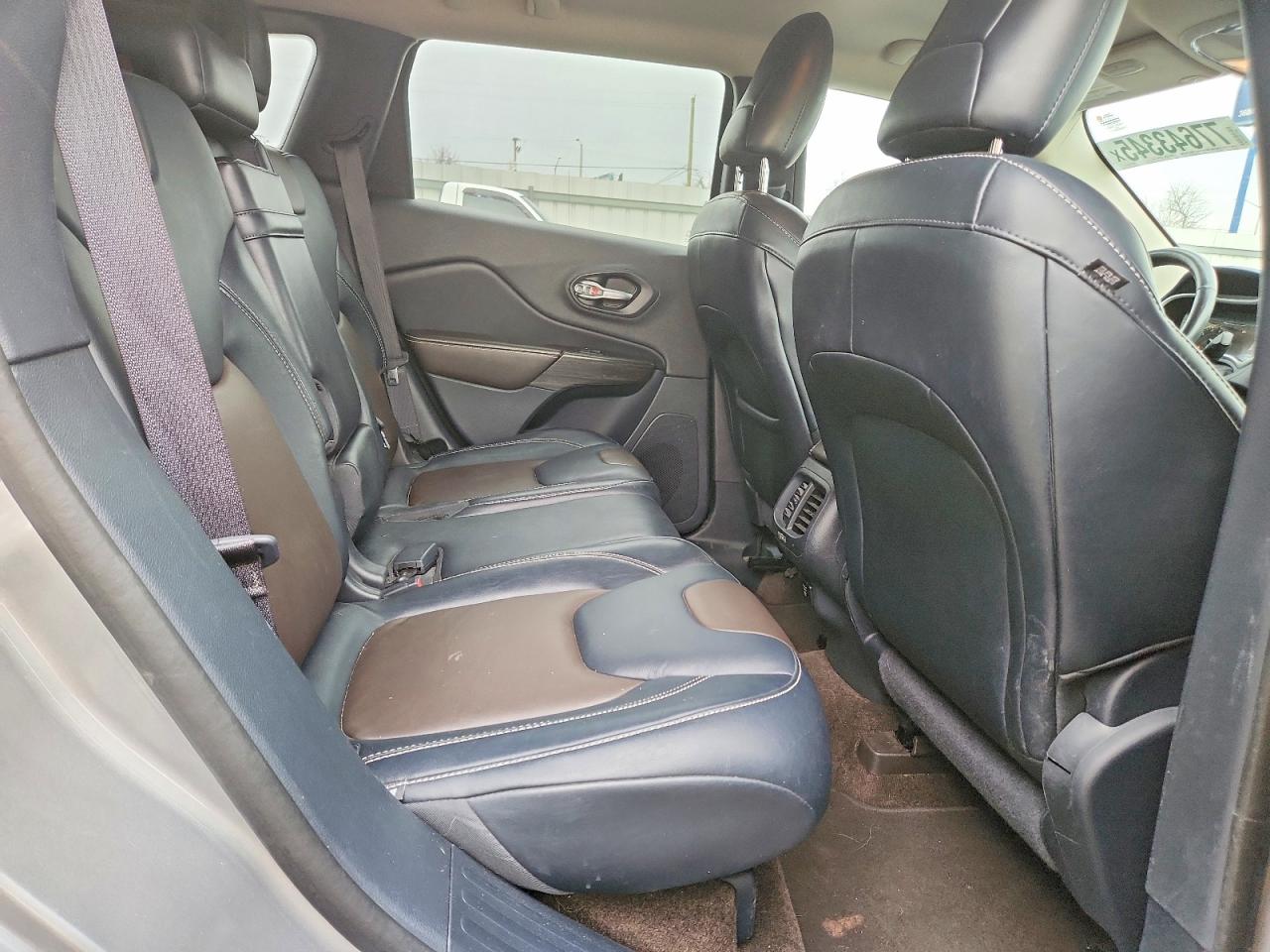 2016 JEEP CHEROKEE LIMITED photo 19