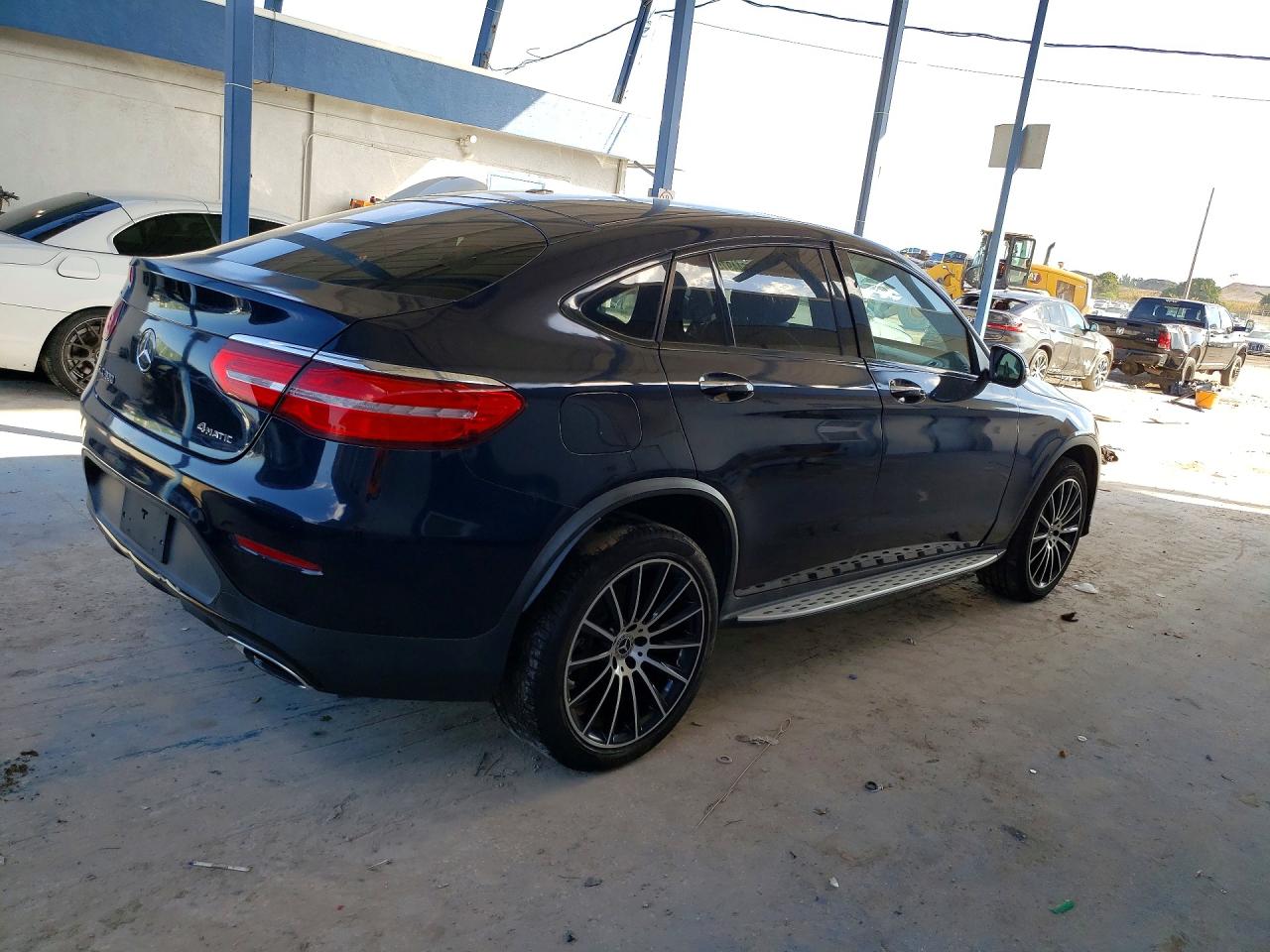 2018 MERCEDES-BENZ GLC COUPE 300 4MATIC photo 5