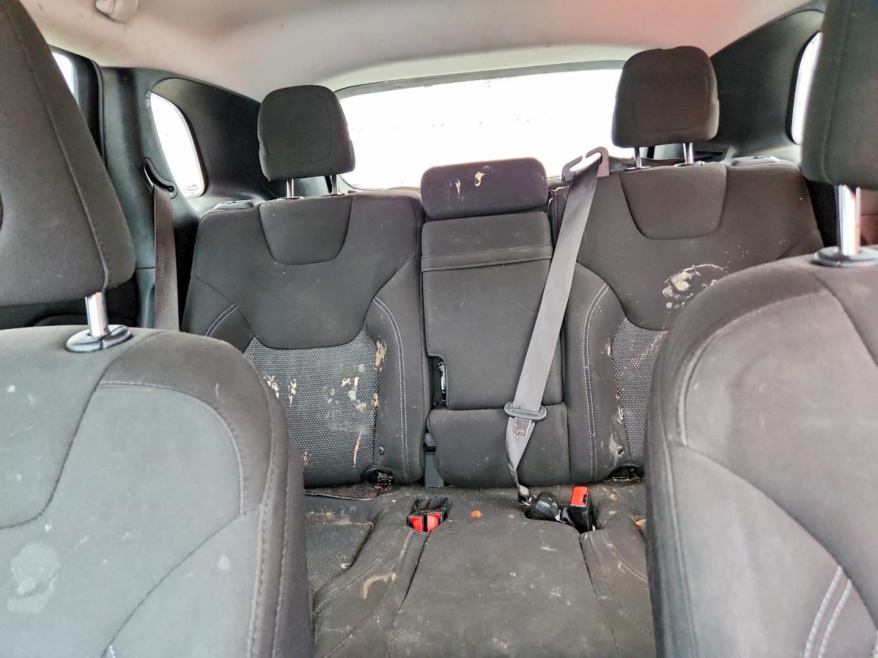 2019 JEEP CHEROKEE LATITUDE photo 28