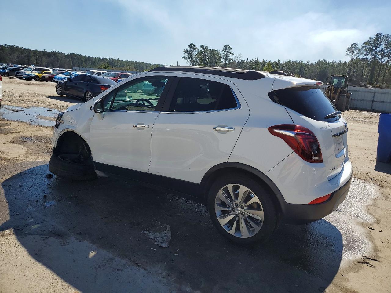 2018 BUICK ENCORE PREFERRED photo 2